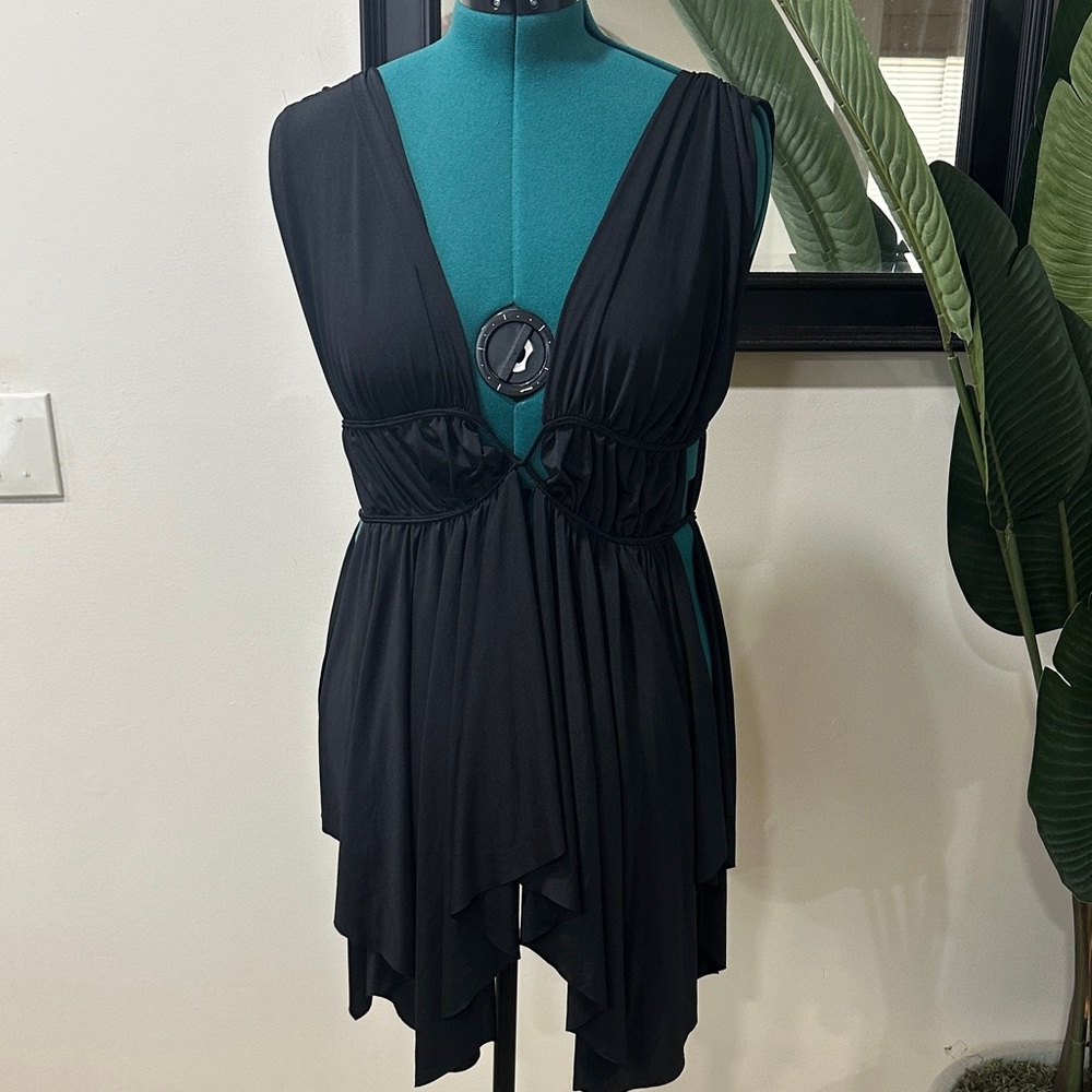 Black Sleeveless Drape Top
